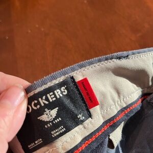 Dockers Men's Gray Pants, Slim, 360 Smart Fit, Size 30, Side Zippered pocket